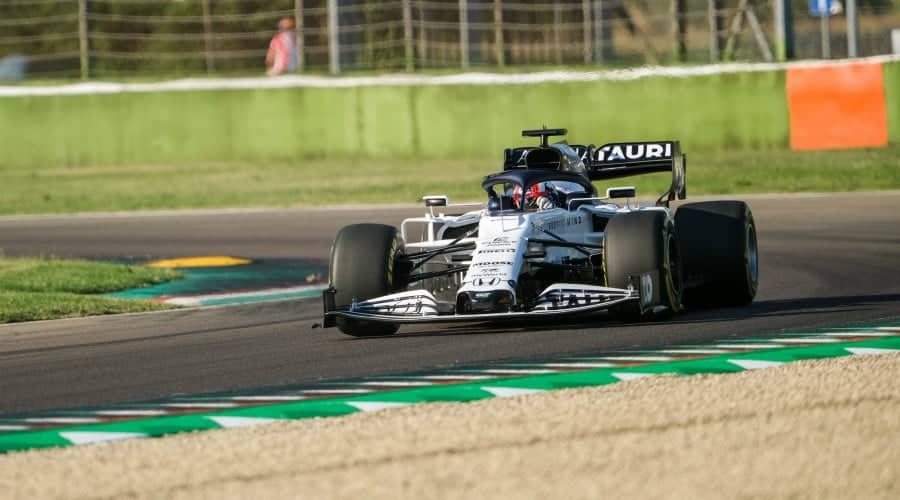 découvrez l'exploit incroyable de pierre gasly en formule 1, une performance qui marque les esprits et redéfinit les limites du sport automobile. plongez au cœur de cette aventure palpitante et vivez la passion de la f1 avec l'un de ses protagonistes les plus prometteurs.