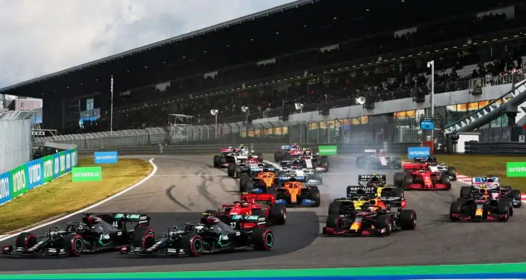 découvrez les dernières annonces concernant le grand prix de f1, qui prolonge son contrat et modifie ses dates. restez informé des changements importants et des nouveautés excitantes de la saison !