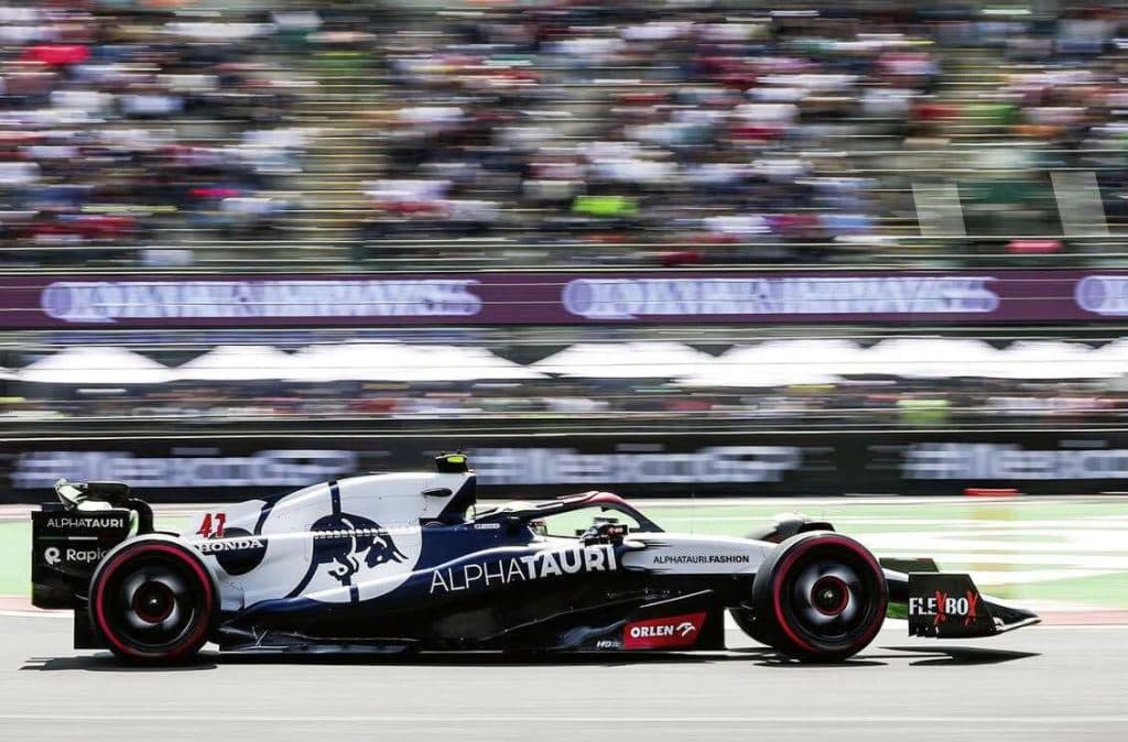 découvrez l'avenir prometteur d'isack hadjar, jeune talent du sport automobile, qui attire l'attention avec ses performances exceptionnelles et son ambition de se rendre au sommet de la compétition.